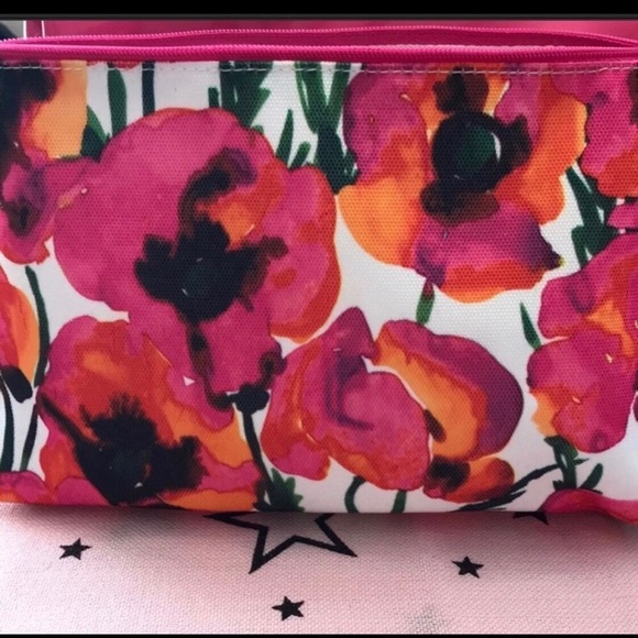 Clinique Handbags - NWOT Clinique poppy cosmetic bag